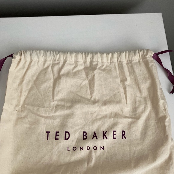 Ted Baker leather and suede handbag. - Picture 5 of 6